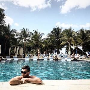 Meet your Posher, Daniel